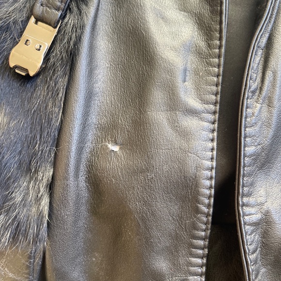 Wilsons black leather & rabbit fur vtg 80’s jacket size medium bat wing sleeves - Picture 8 of 14